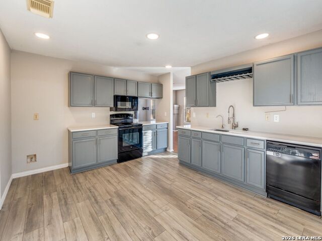 Image 10 of 25 For 2410 Cedar Trace