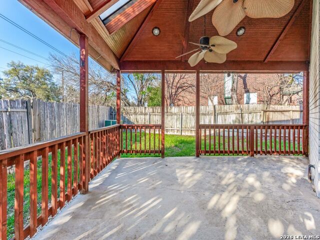 Image 22 of 25 For 2410 Cedar Trace