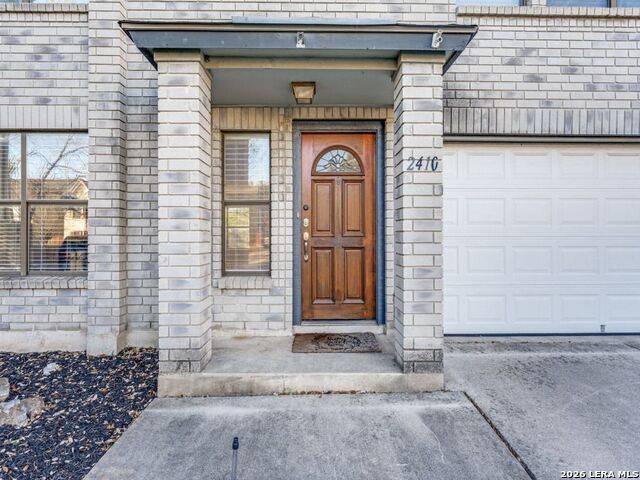 Image 4 of 25 For 2410 Cedar Trace