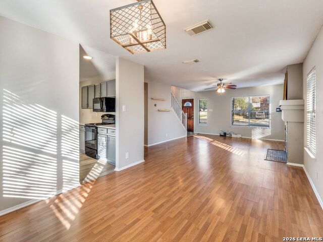 Image 9 of 25 For 2410 Cedar Trace