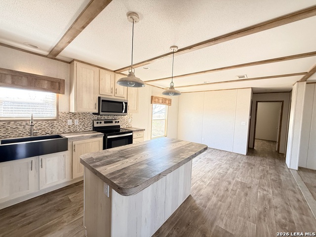 Image 4 of 12 For 189 Viridian