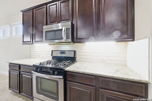 Image 12 of 37 For 107 Dovetail