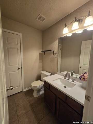 Image 32 of 39 For 5927 Onyx Way