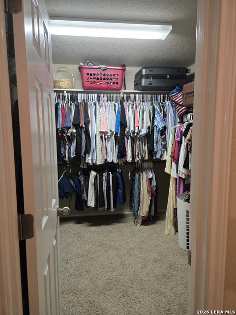 Image 35 of 39 For 5927 Onyx Way