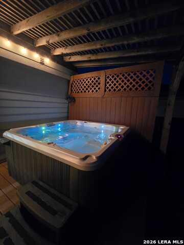 Image 37 of 39 For 5927 Onyx Way