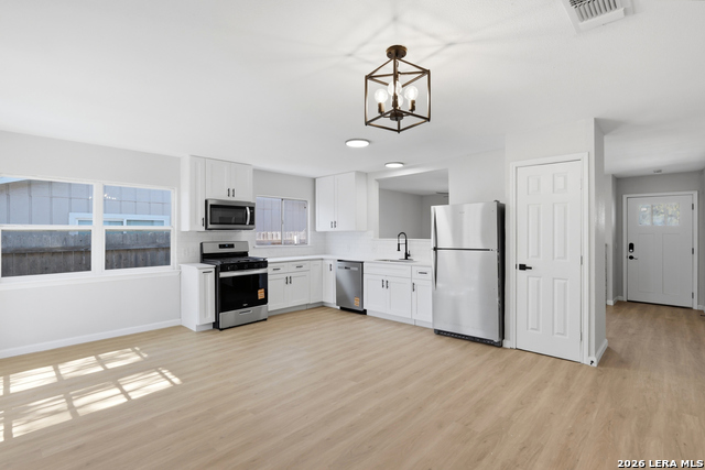 Image 8 of 15 For 6118 Hopes Ferry