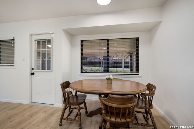 Image 11 of 32 For 10911 Putman Farm