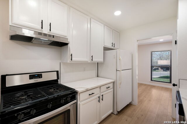 Image 13 of 32 For 10911 Putman Farm