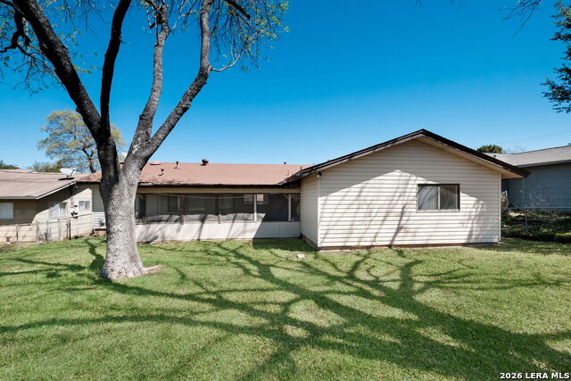 Image 30 of 32 For 10911 Putman Farm