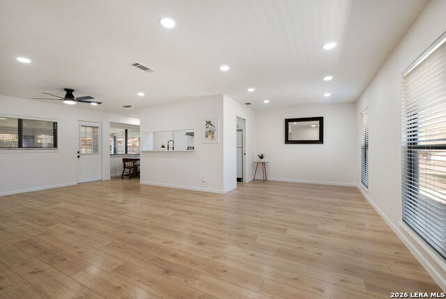 Image 4 of 32 For 10911 Putman Farm