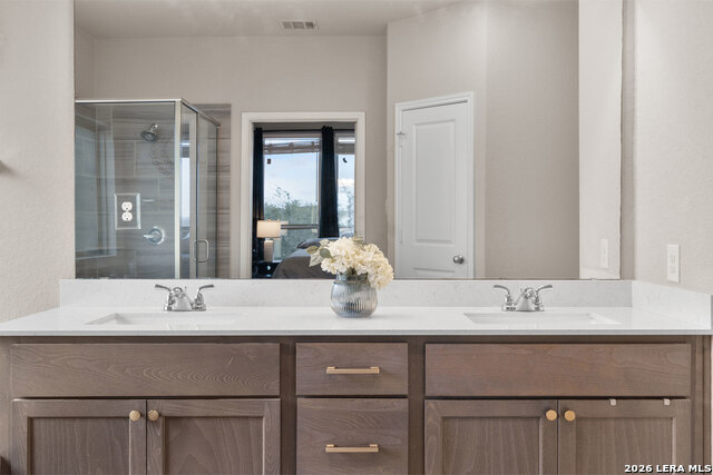 Image 15 of 34 For 2059 Easton Dr