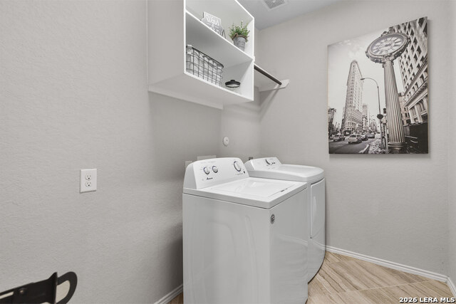 Image 30 of 34 For 2059 Easton Dr