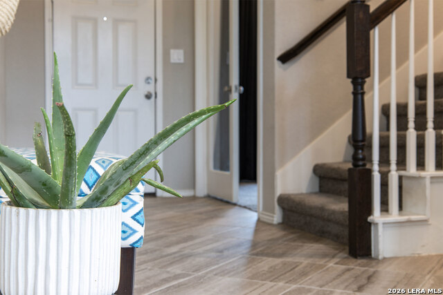 Image 7 of 34 For 2059 Easton Dr