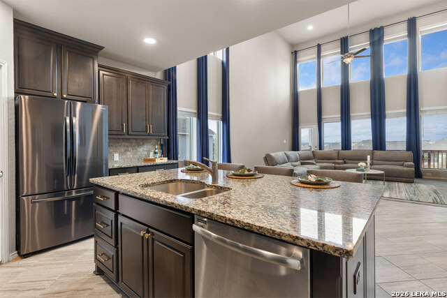 Image 8 of 34 For 2059 Easton Dr