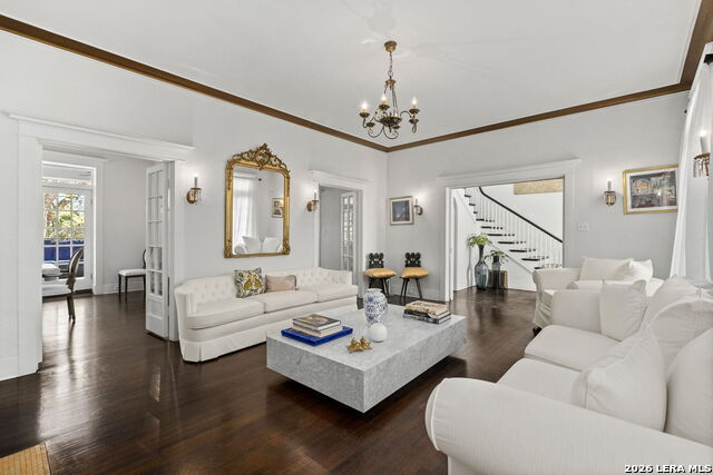 Image 10 of 79 For 110 Mulberry E