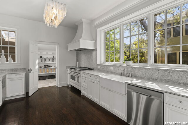 Image 16 of 79 For 110 Mulberry E