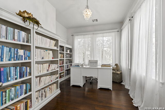 Image 34 of 79 For 110 Mulberry E