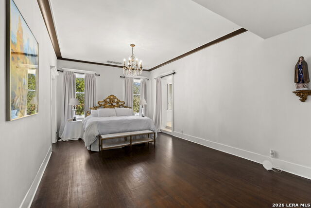 Image 36 of 79 For 110 Mulberry E