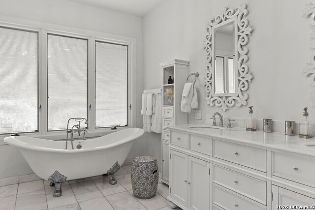 Image 44 of 79 For 110 Mulberry E