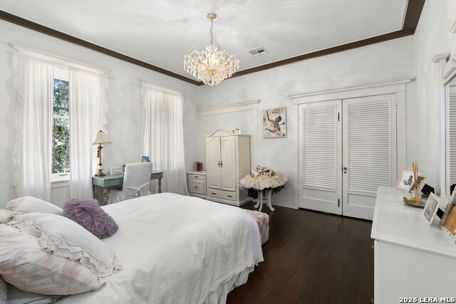 Image 53 of 79 For 110 Mulberry E