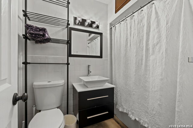 Image 60 of 79 For 110 Mulberry E