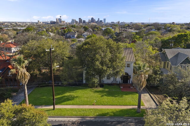 Image 69 of 79 For 110 Mulberry E