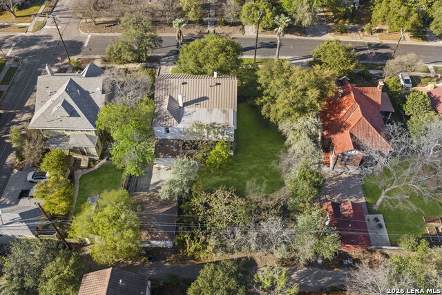 Image 71 of 79 For 110 Mulberry E