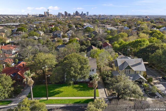 Image 73 of 79 For 110 Mulberry E