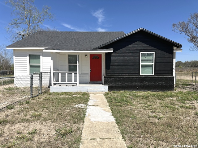 Image 2 of 13 For 514 Davis  