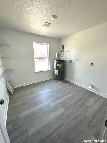 Image 7 of 13 For 514 Davis  