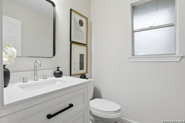 Image 34 of 45 For 3038 Whisper Fern