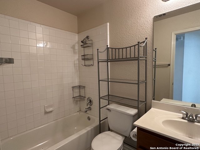 Image 15 of 17 For 668 Granite Cliff