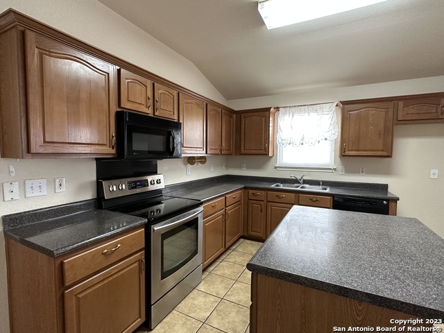 Image 6 of 17 For 668 Granite Cliff