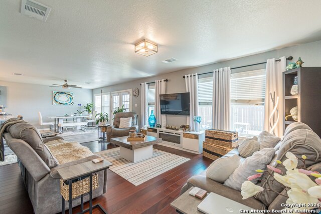 Image 10 of 55 For 18 Sulfur Cyn