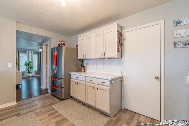 Image 18 of 55 For 18 Sulfur Cyn