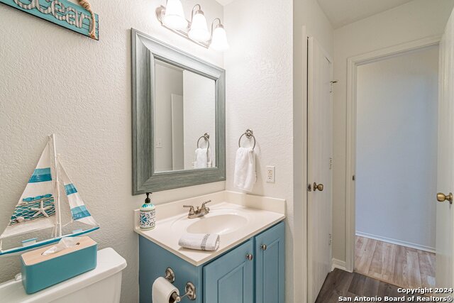 Image 43 of 55 For 18 Sulfur Cyn