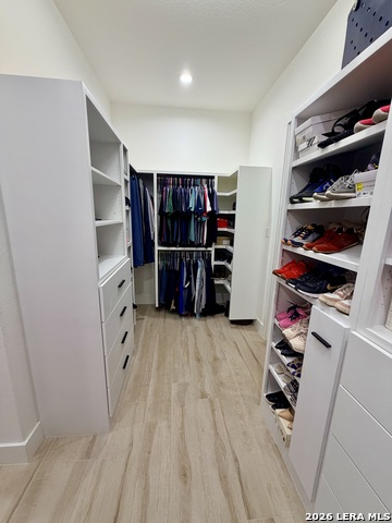 Image 16 of 39 For 19607 Terra Mont