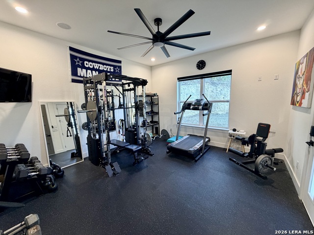 Image 17 of 39 For 19607 Terra Mont