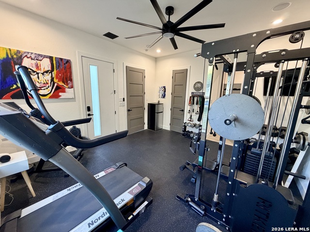 Image 18 of 39 For 19607 Terra Mont