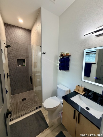 Image 20 of 39 For 19607 Terra Mont