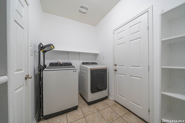 Image 17 of 33 For 2527 Villa Borghese