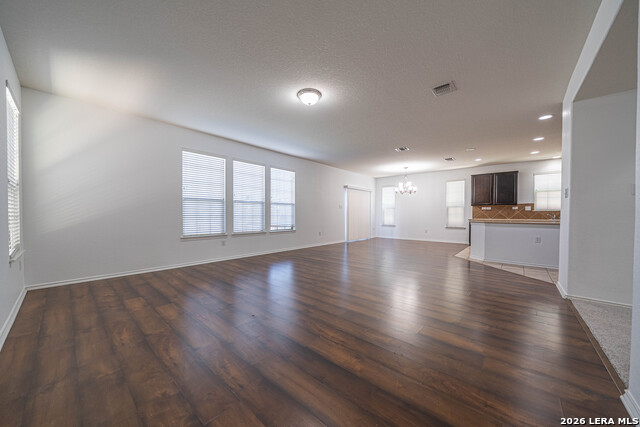 Image 8 of 33 For 2527 Villa Borghese