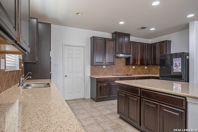 Image 9 of 33 For 2527 Villa Borghese