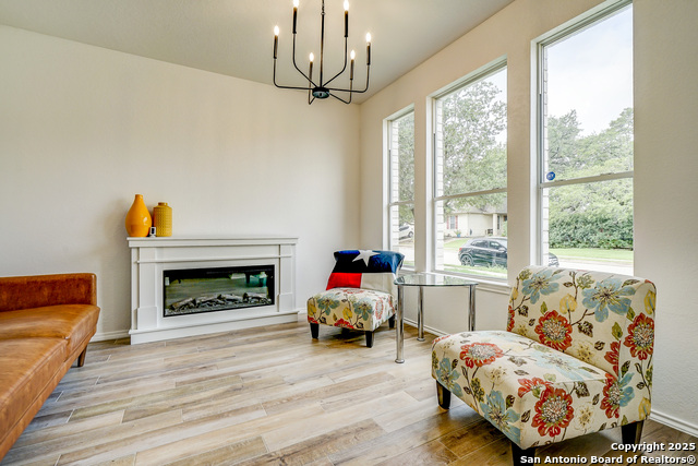 Image 13 of 33 For 21110 Foothill Pine