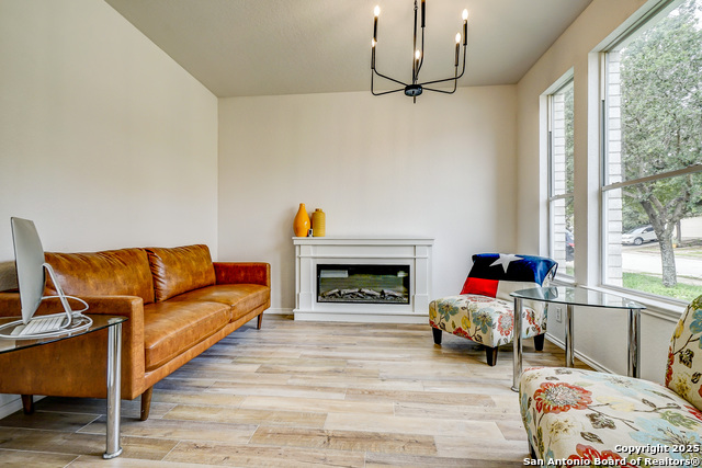 Image 6 of 33 For 21110 Foothill Pine