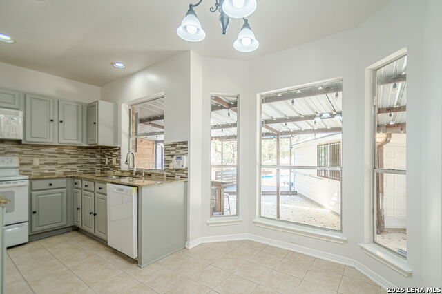 Image 15 of 42 For 10449 Trailway Oak