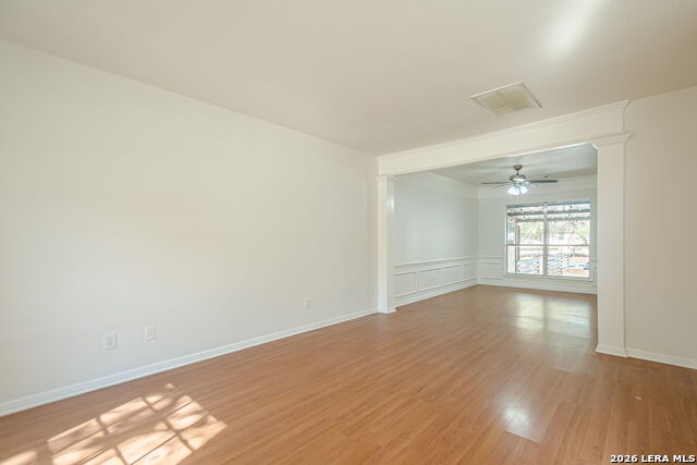 Image 7 of 42 For 10449 Trailway Oak