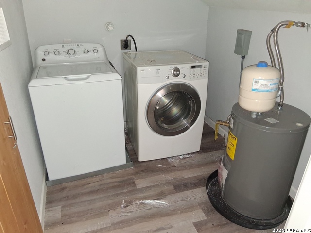 Image 16 of 17 For 539 Hicks  