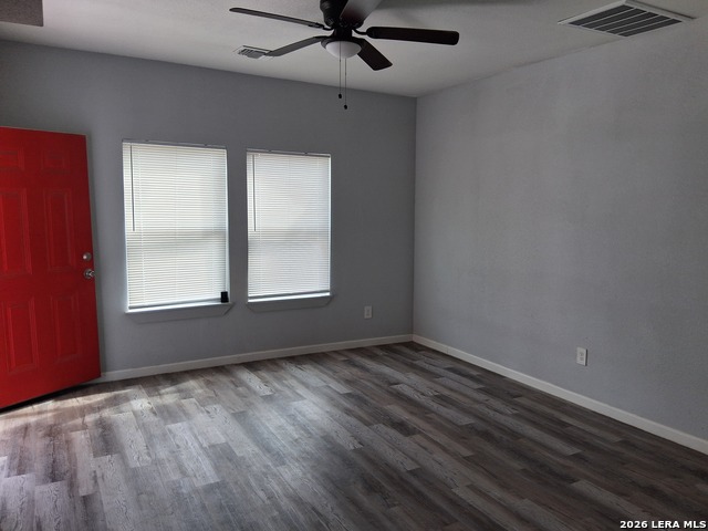 Image 6 of 17 For 539 Hicks  