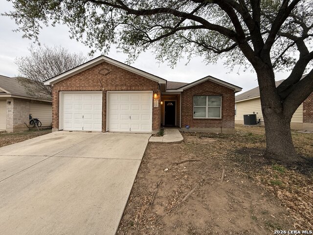 Image 2 of 28 For 5715 Grandwood